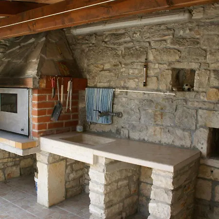 Traditional With Private Pool Prázdninový dům